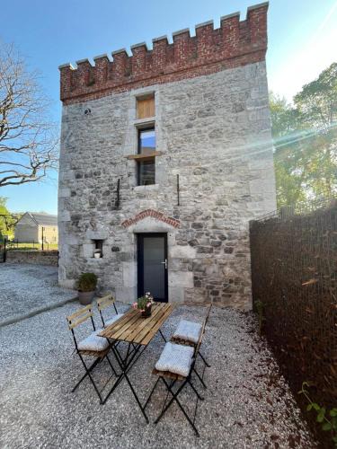 Barbencon House | Tour de château à Barbençon
