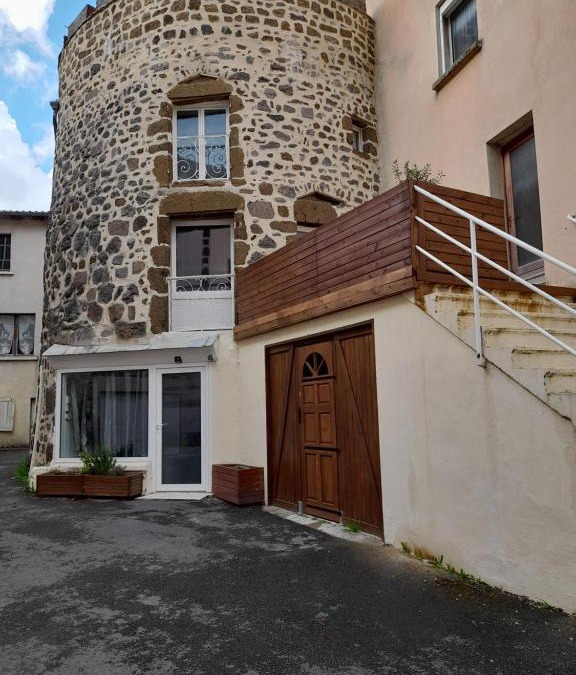 Loudes Apartment | Tour médiévale de l'an mille
