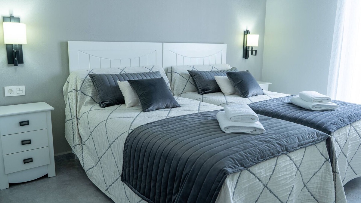 Fuentes de Leon Apartment | Tourist Apartments El Altozano