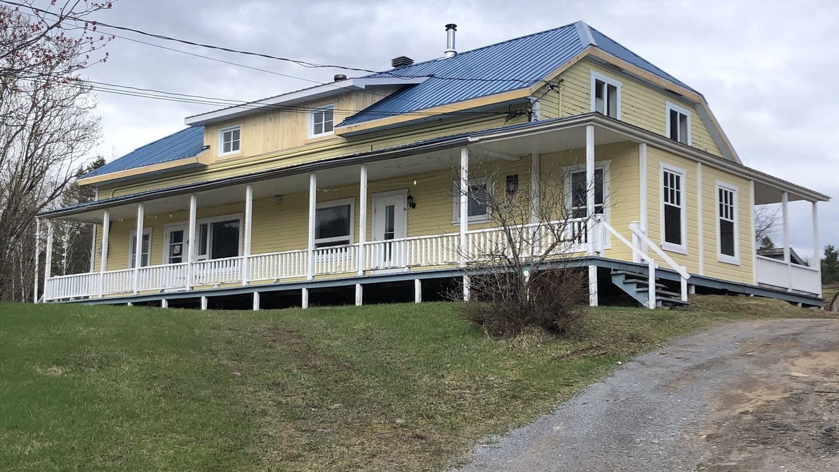 L'Anse-Saint-Jean House | Tourist residence l'abris