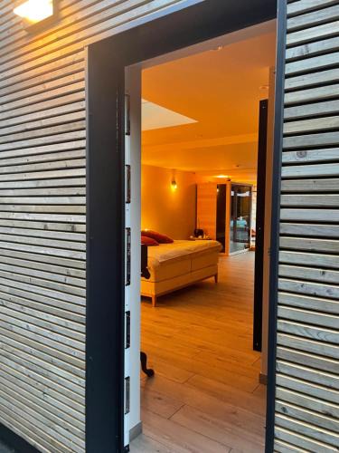 Erquelinnes Bed & Breakfast | Tournez La Page