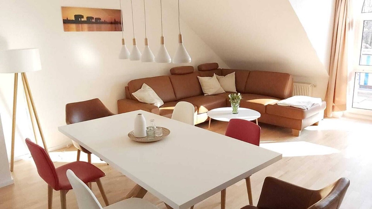 Rhein-Erft-Kreis District Apartment | Tova Cologne - Spacious apartment with lots of comfort in the west of Cologne