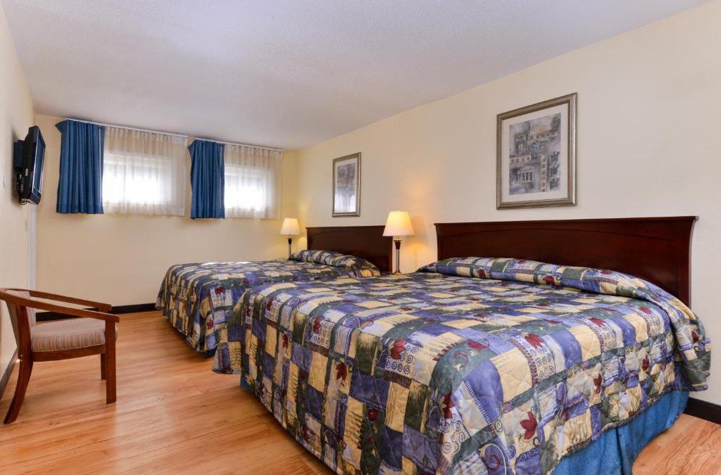 Guilford Hotel | Tower Inn and Suites of Guilford/Madison