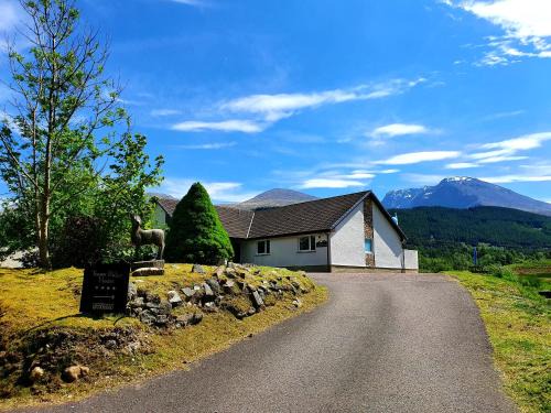 Torlundy Bed & Breakfast | Tower Ridge House