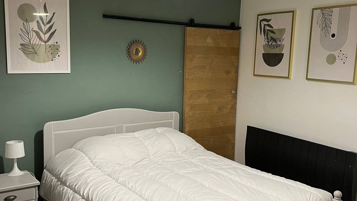 Saint-Jean-sur-Mayenne House | Town house