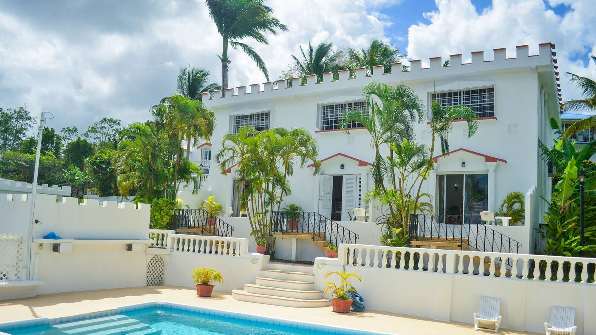 Corinthe Apartment | Town house style gated (three) one bedroom apartments