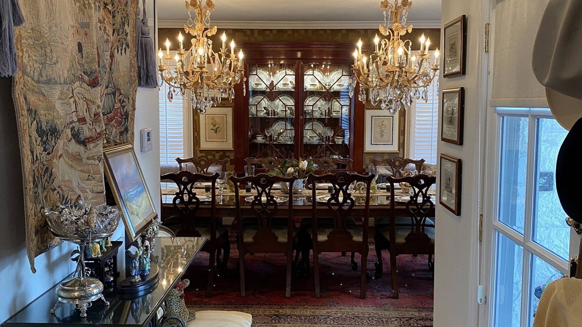 Park Cities Cottage | Town of Highland Park nnCharming SMU Hilltop Cottage