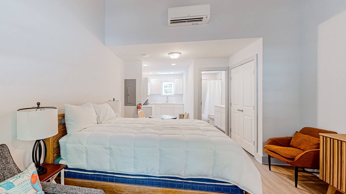 The Pines House | Town of Rehoboth Beach retreat with full kitchen, washer/dryer, fast WiFi, & AC