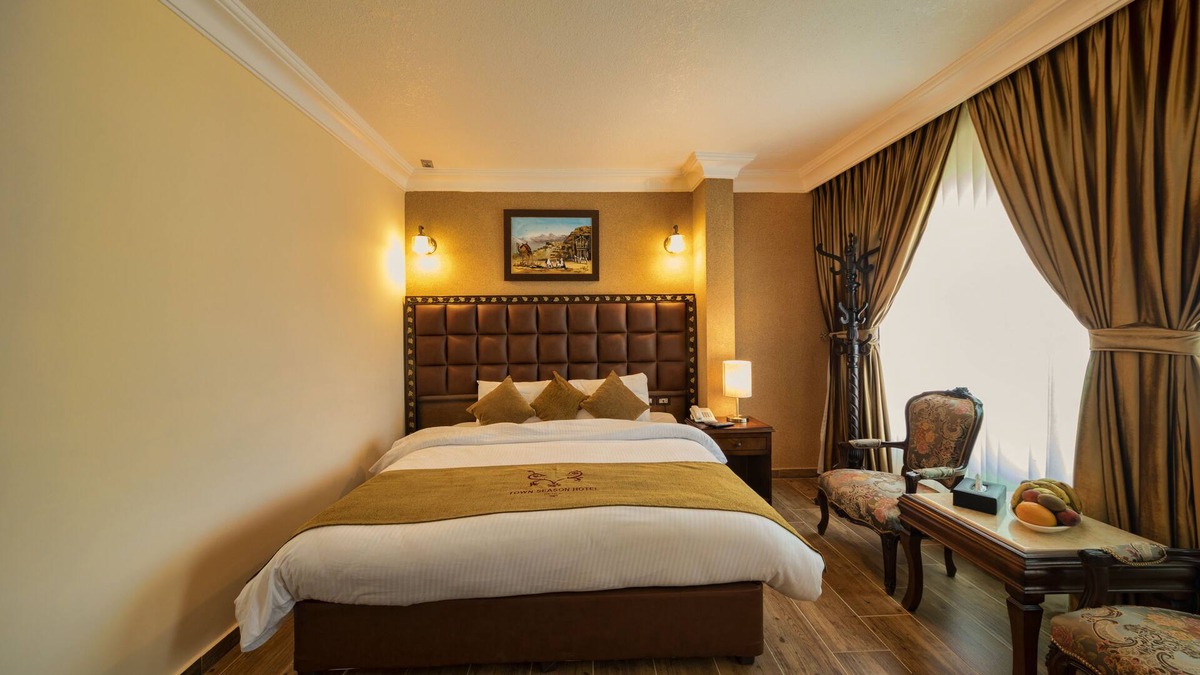 Wadi Musa Hotel | Town Season Hotel