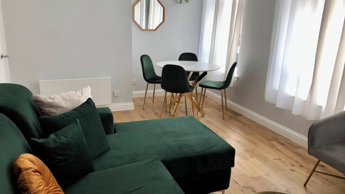 Alloa Apartment | Town View 44D Mill St