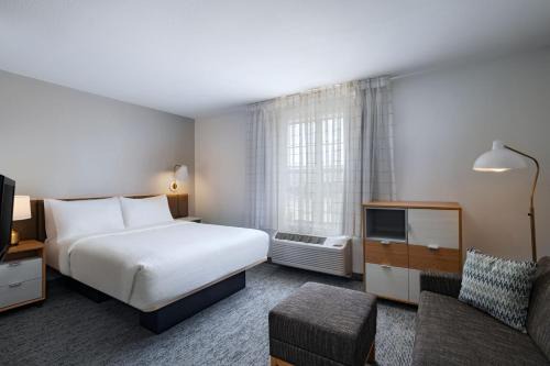 College Station Hotel | TownePlace Suites by Marriott College Station