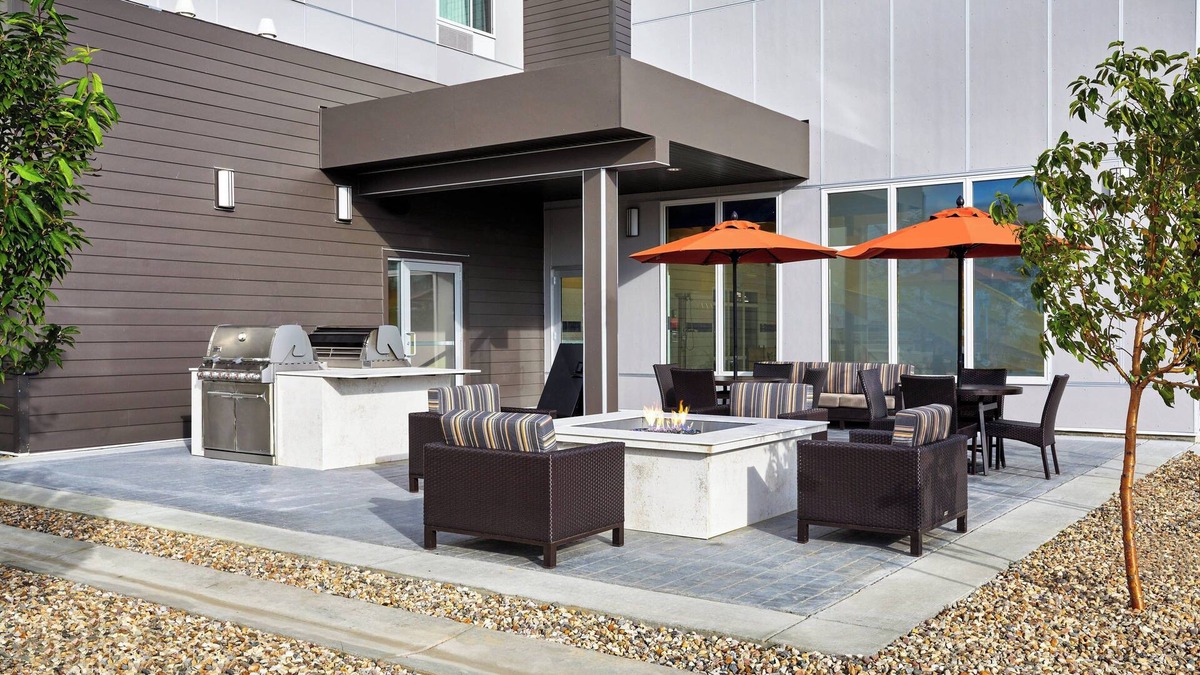 Fort McMurray Hotel | TownePlace Suites by Marriott Fort McMurray