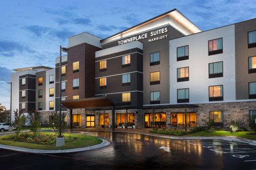 McNeil Hotel | Towneplace Suites By Marriott Austin North/Lakeline
