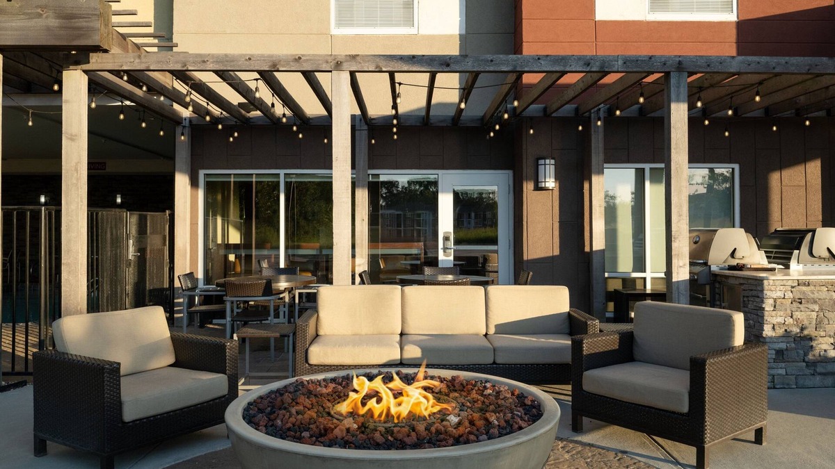 Milton Hotel | TownePlace Suites by Marriott Lafayette South