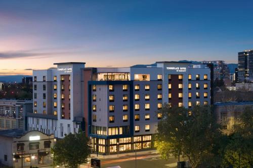Auzerais - Josefa Hotel | TownePlace Suites by Marriott San Jose Downtown