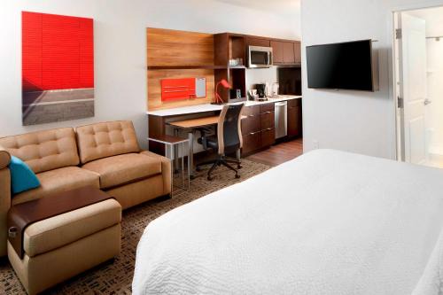 Easton Hotel | TownePlace Suites by Marriott Columbus Easton Area