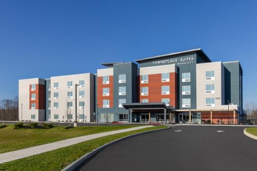 Geneva Hotel | TownePlace Suites by Marriott Geneva at SPIRE Academy