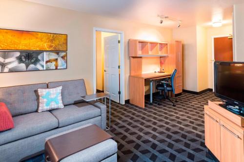 Town Center Hotel | TownePlace Suites by Marriott Atlanta Kennesaw