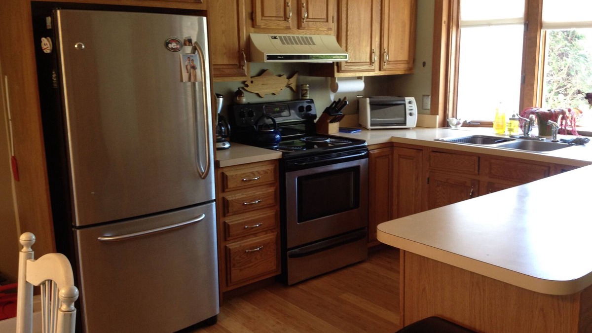 Bristol House | Townhome For Rent At Beautiful Newfound Lake NH (Bristol, NH)