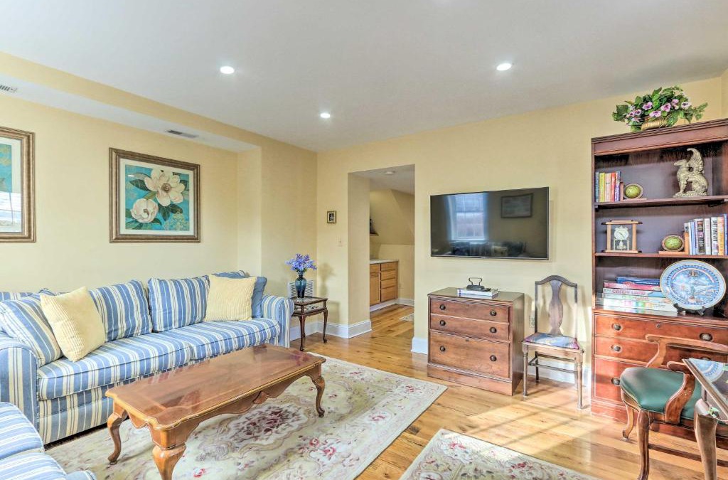 Leesburg's Old and Historic District House | Townhome in Leesburg Historic District!