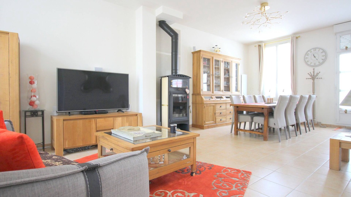 Serris House | Townhouse 10pax Disneyland Val d'Europe (ELBE 4)