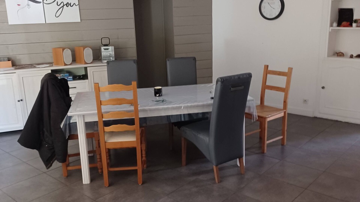 Port-Brillet House | townhouse for rent