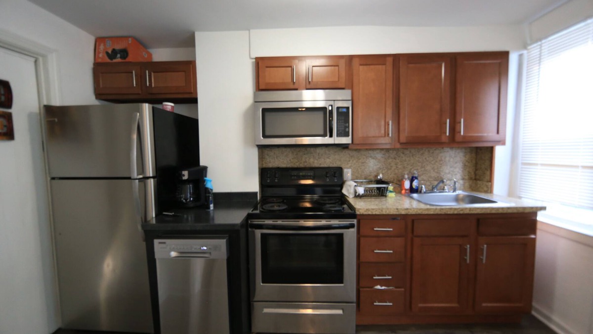 Elsmere House | Townhouse in Elsmere/greater Philadelphia Area