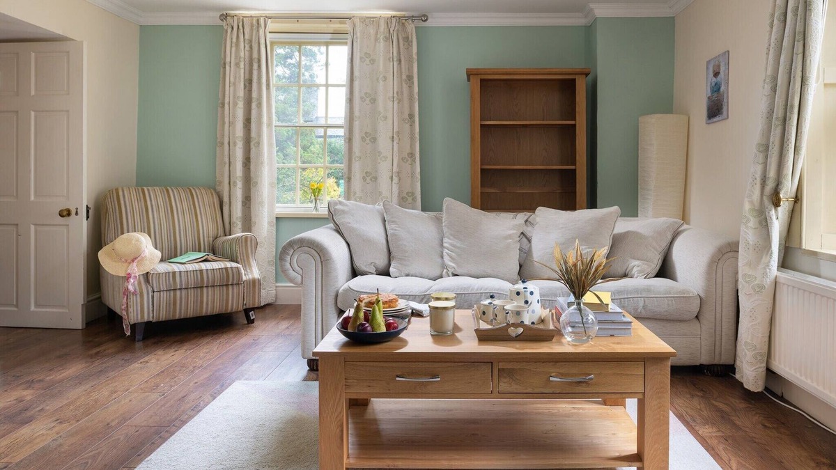 Llanrwst House | Townhouse in Llanrwst near Snowdonia Park