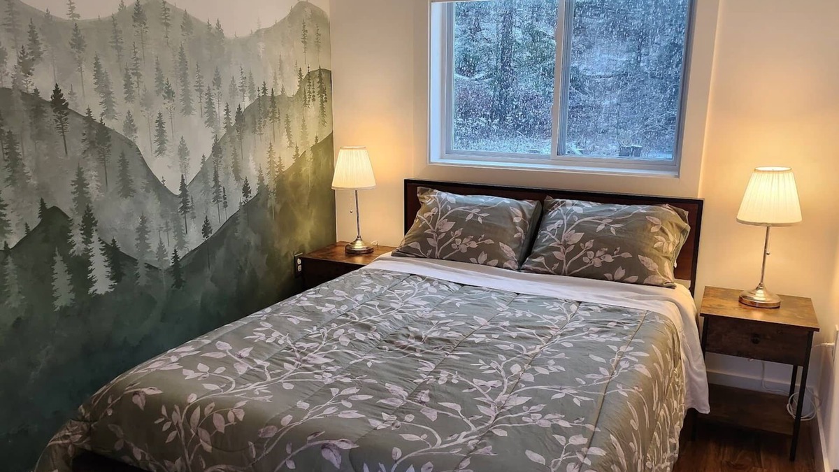 West Dover House | Townhouse in Private Village On VT-100 (5-min to Mount Snow)