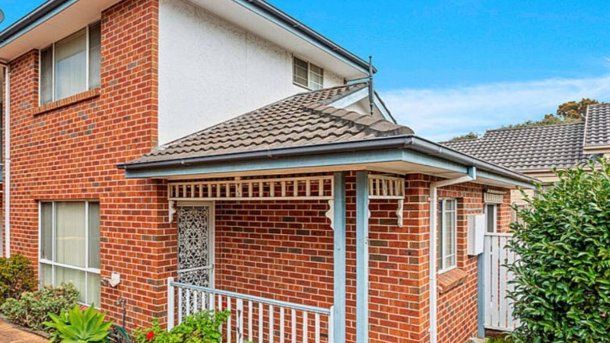 Shellharbour House | Townhouse in Shellharbour Village