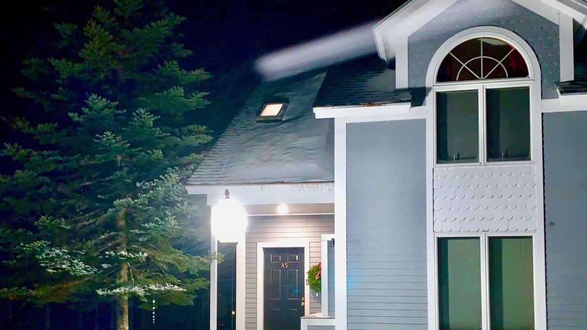 North Troy Condo | Townhouse on Jay Mountain - 1 mile to Jay Peak Resort - TRILLLIUM WOODS