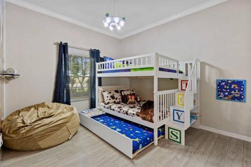 Bahama Bay House | Toy Story Room at Bahama Bay Resort - Sage Vacations