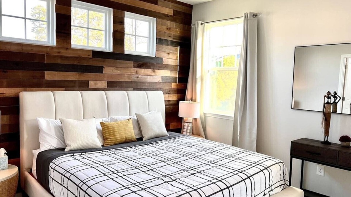 Durham House | TPV - Buckingham - 10 mins - Airport/Duke/Downtown