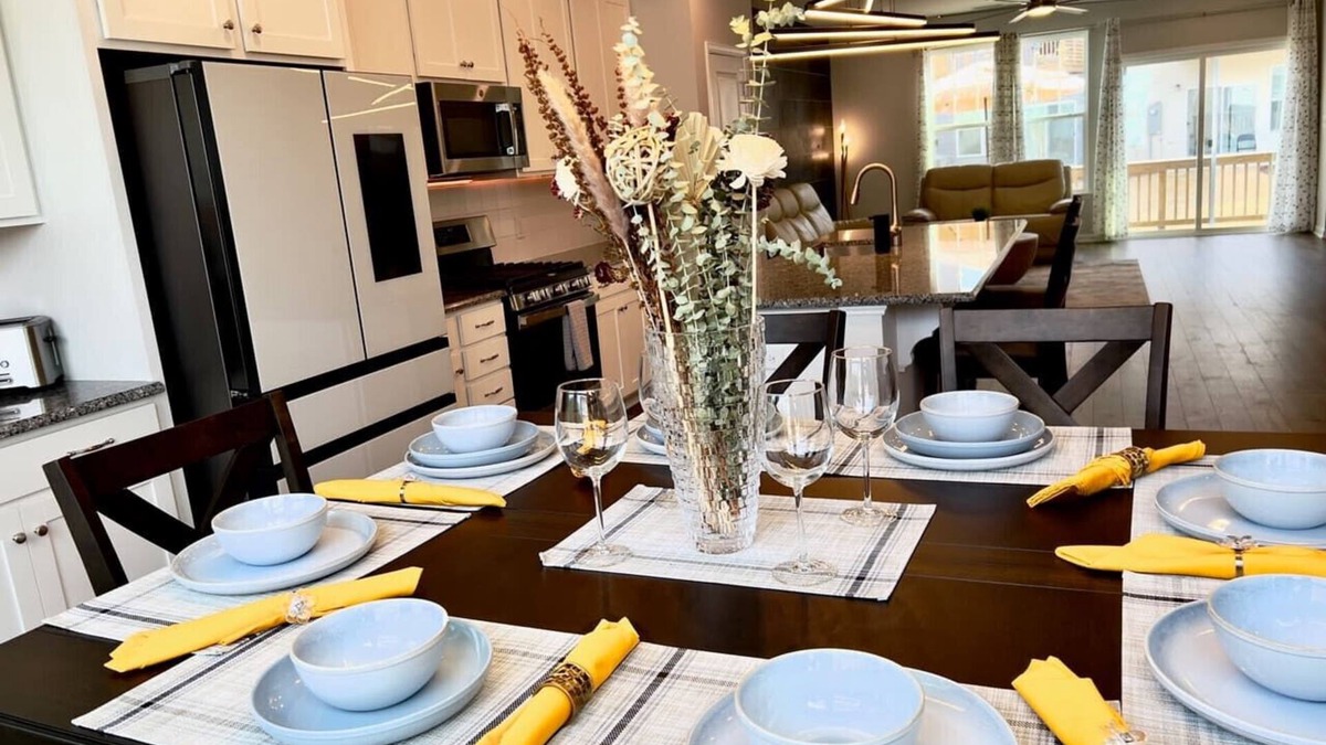 Durham House | TPV - Villa Leopolda - Executive Home w/Pools&Gym