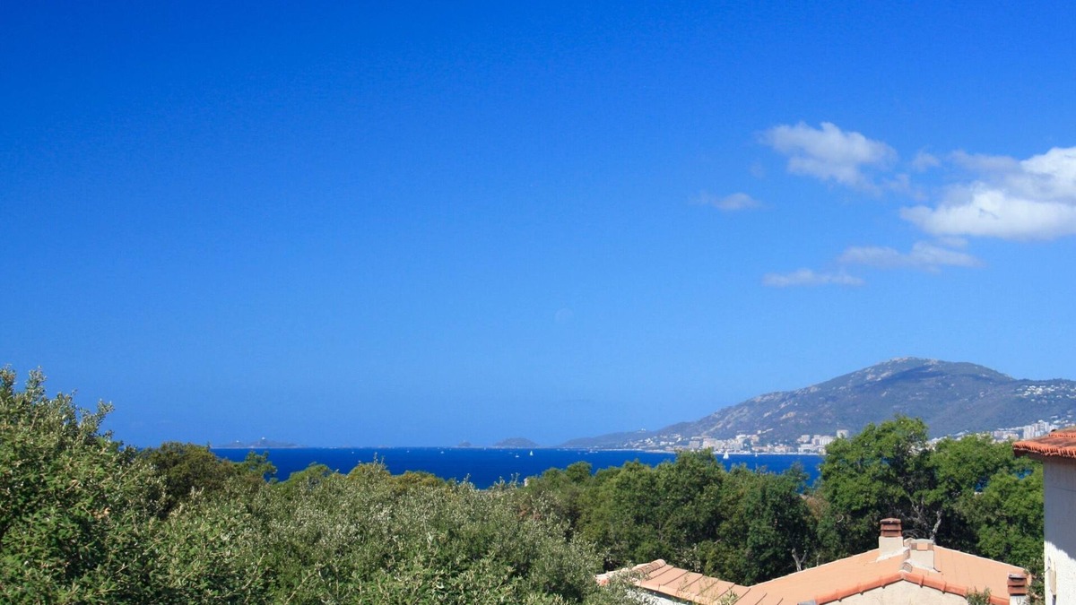 Grosseto-Prugna Apartment | Très bel appartement Porticcio, vue mer sur le golfe d'Ajaccio
