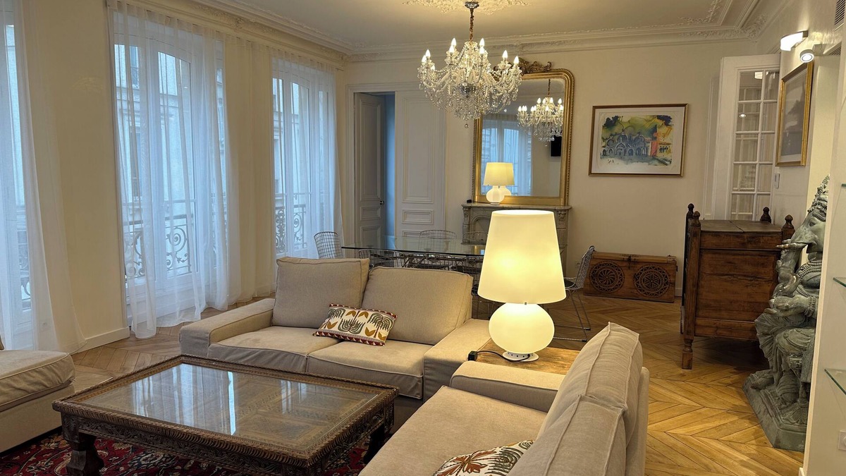 Quartier de la Porte-Saint-Denis Apartment | Très bel Appartement Climatisé Entièrement Rénové