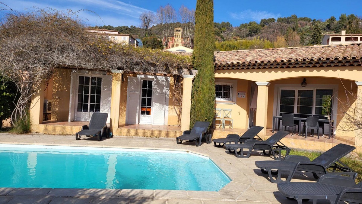 Callian House | Très Belle Villa 16 Avec Piscine Privée, 8 Personnes