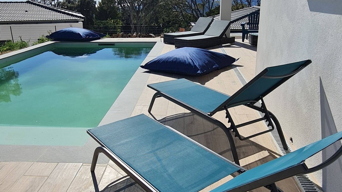 Bastelicaccia House | Très Belle Villa Contemporaine