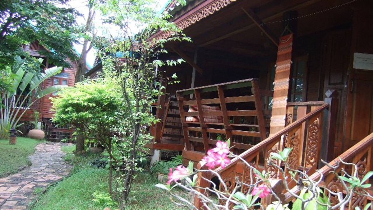 Thani House | TR Guesthouse