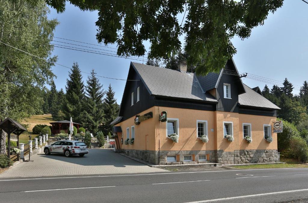 Pernink House | Tradice (U Bendů)