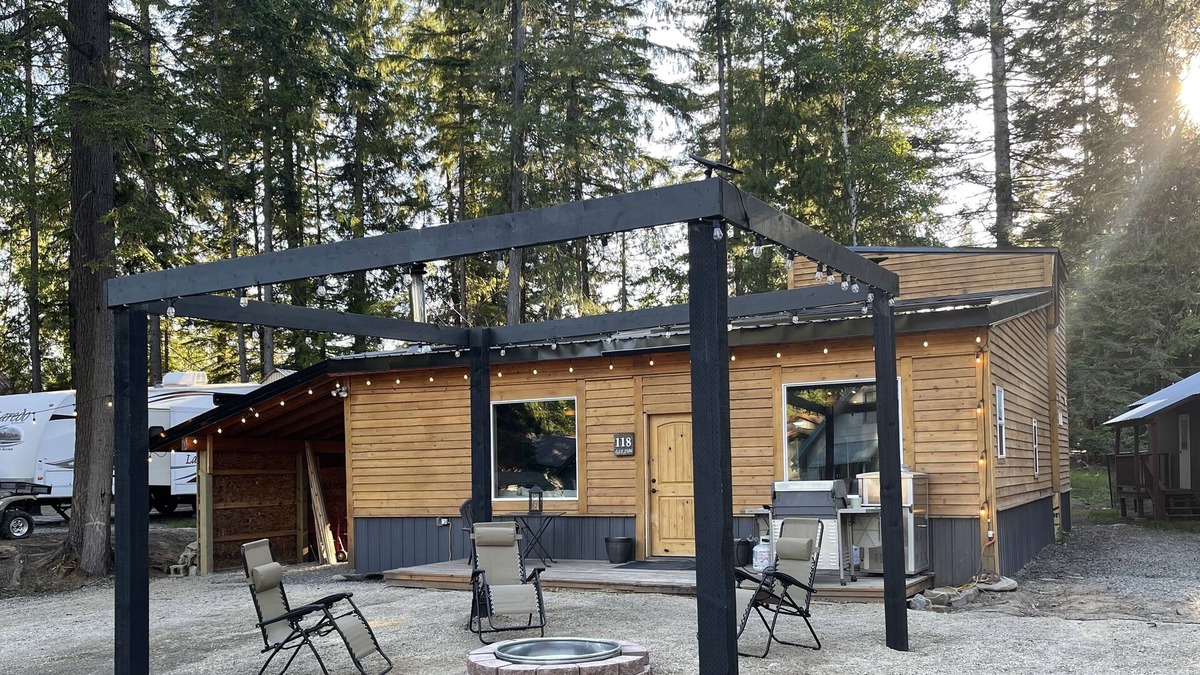 Nordman Cabin | Trading Post at Priest Lake
