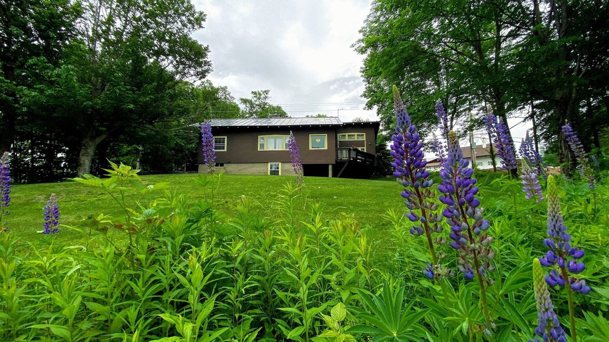Franconia House | Traditional Austrian Chalet at the base of Cannon Ski Area in Franconia Notch