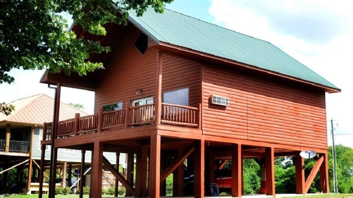 Glenwood Cabin | Traditional Cabin - Perfect for a Couples Getaway