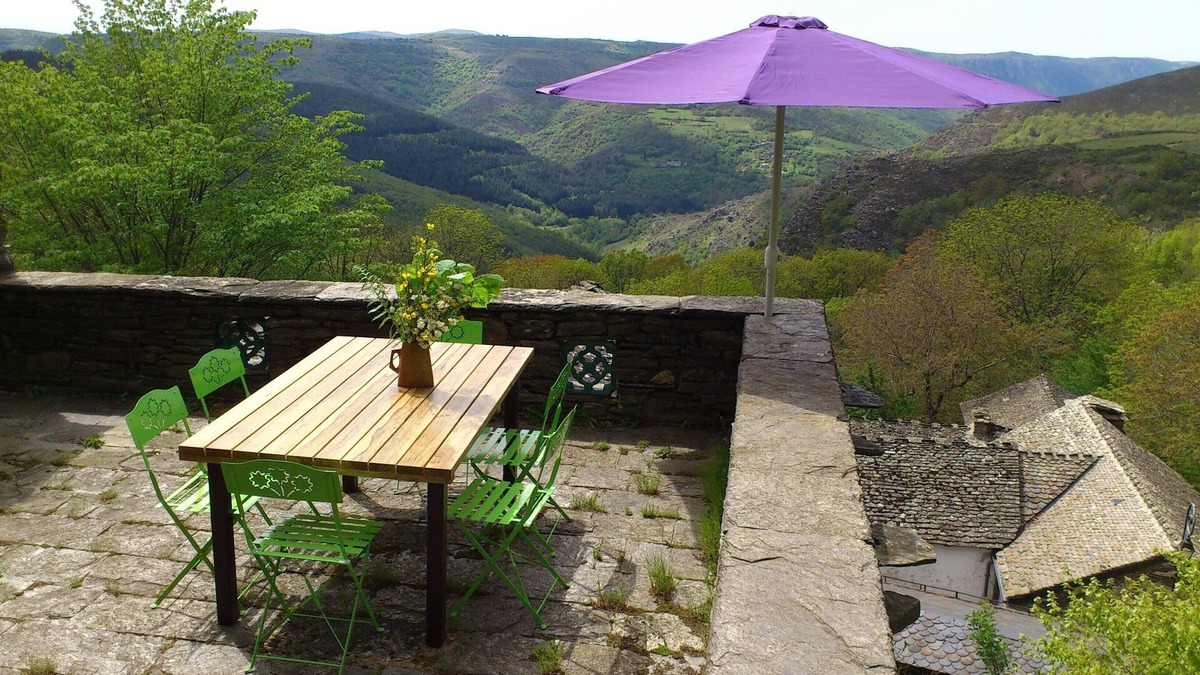 Cans et Cevennes House | TRADITIONAL CEVENOLE HOUSE IN ST JULIEN D'ARPAON 5 TO 20 PEOPLE