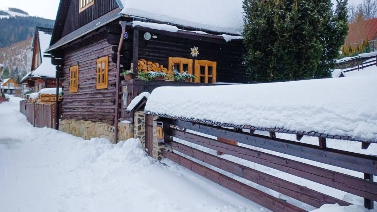 Nizna Boca Cottage | Traditional cozy cottage in Tatras w/firepit, super close to great hiking trails
