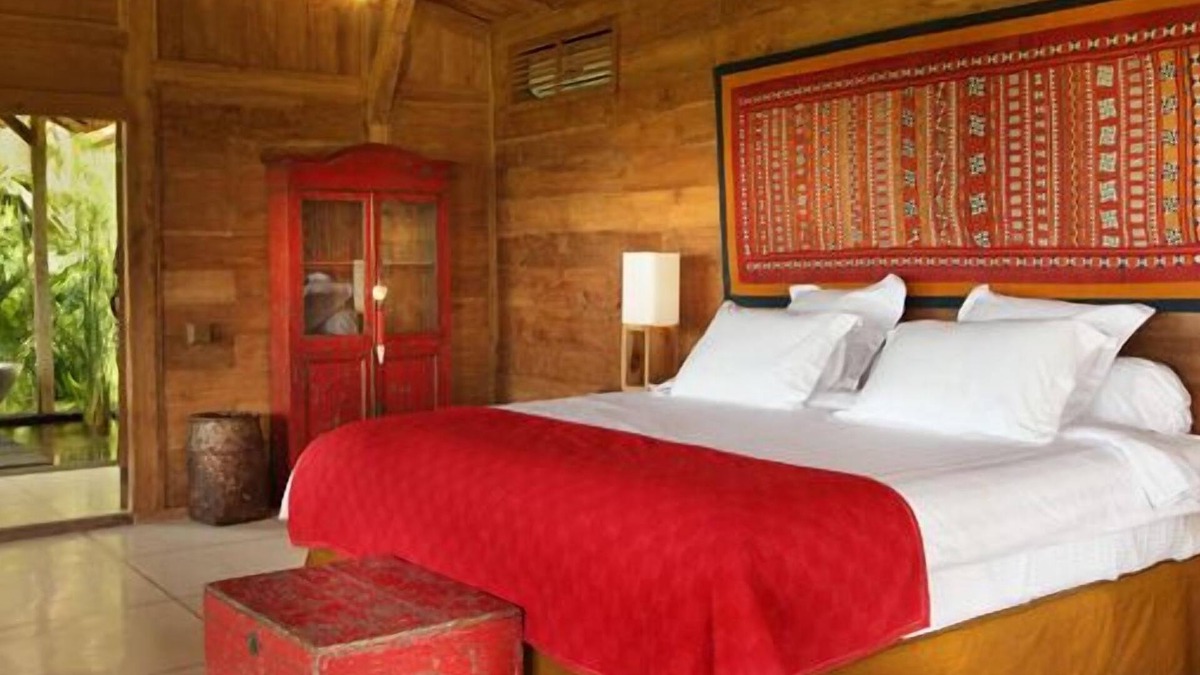 East Selemadeg Villa | Traditional Joglo 3Bdrm Villa by Ocean