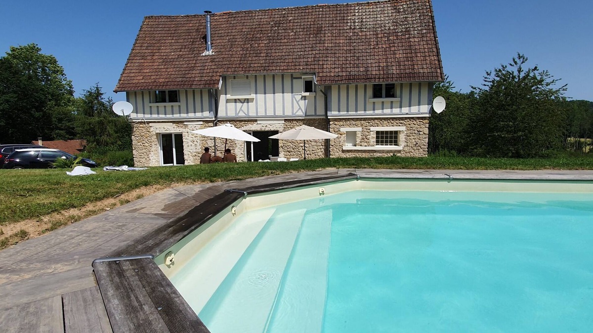 Blonville-sur-Mer House | Traditional Normandy house with heated swimming pool