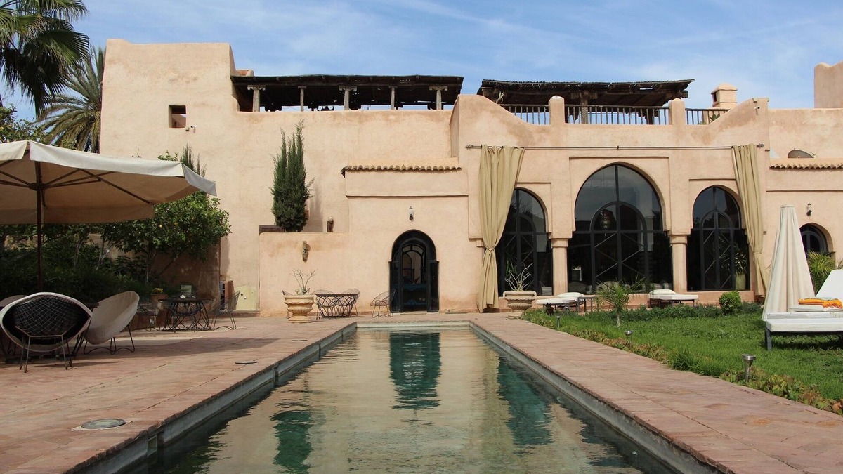 Oulad Berhil House | Traditional riad, house staff, the art of living of Morocco.