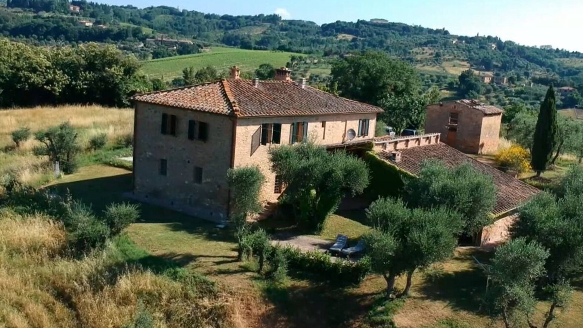 Siena Other | Traditional Tuscan farmhouse with stunning views