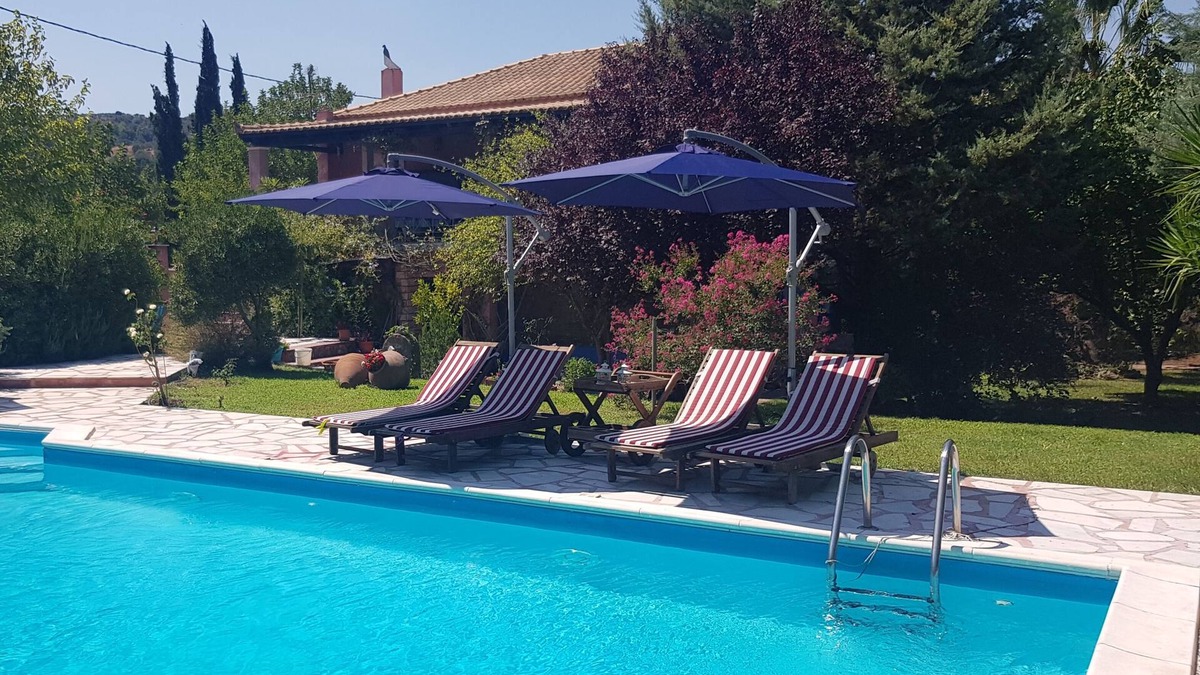 Kymi-Aliveri Villa | Traditional villa Vicky is a two floor house with a private pool in Evia island.